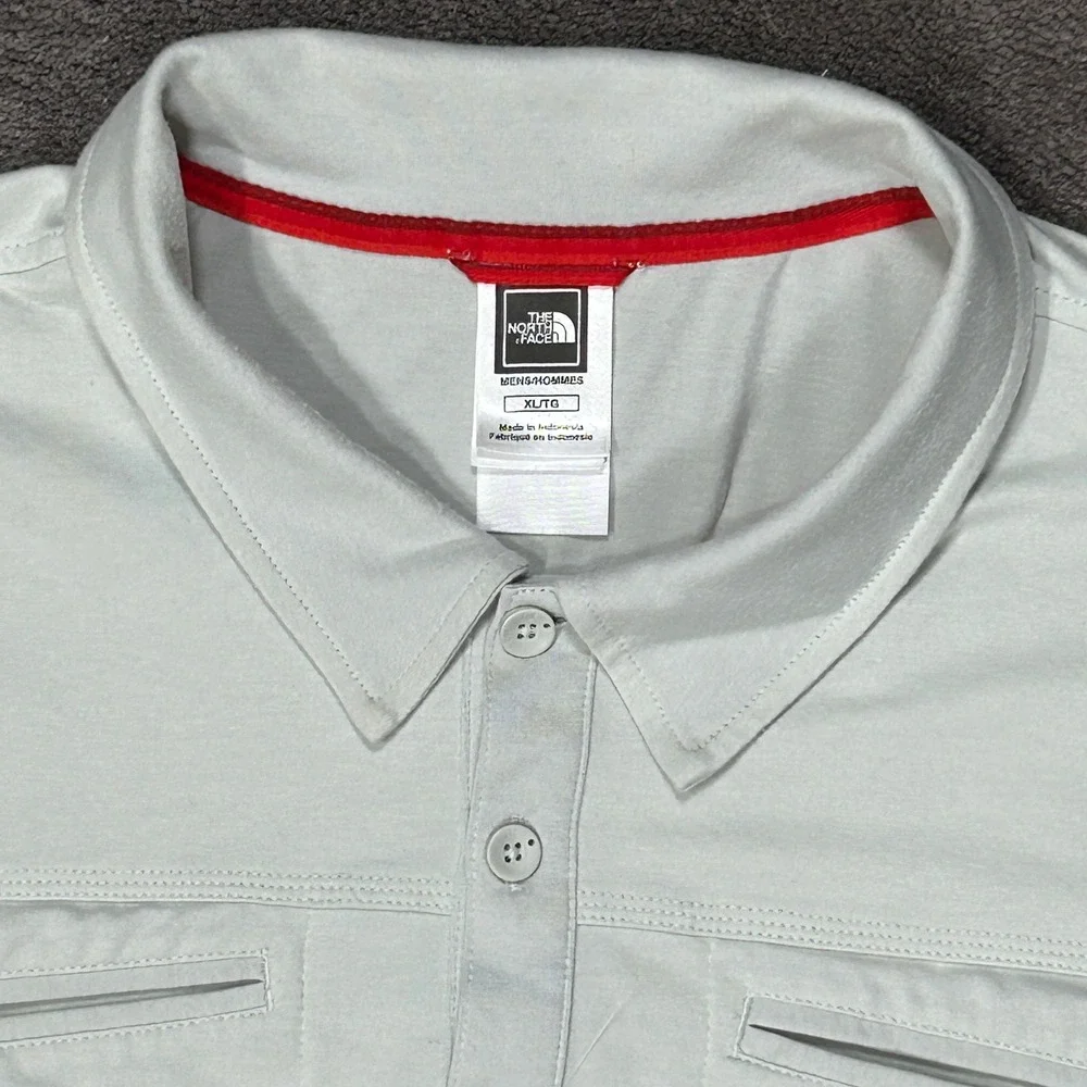 The North Face Polo Shirt Mens XL Grey Solid Zip Pocket Short Sleeve Hiking